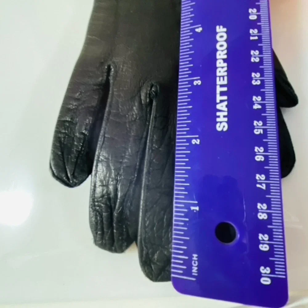Beautiful Vintage Black Leather cut out lace pattern gloves